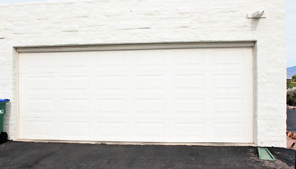 Clopay Garage Door Easy To Design And Quick To Install