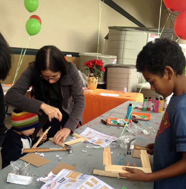 kids-workshop-homedepot.jpg