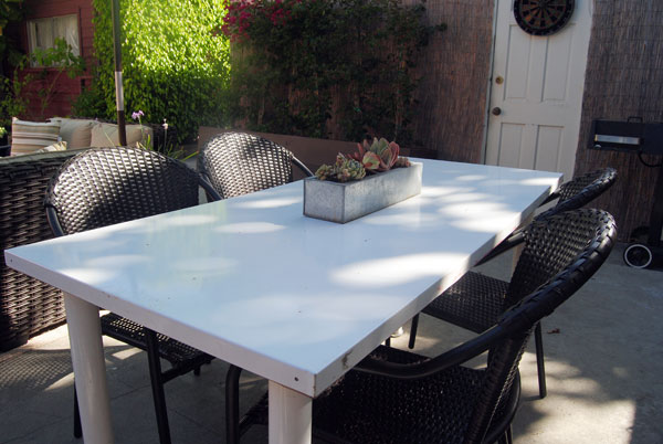 lowes-outdoor-dining-area.jpg