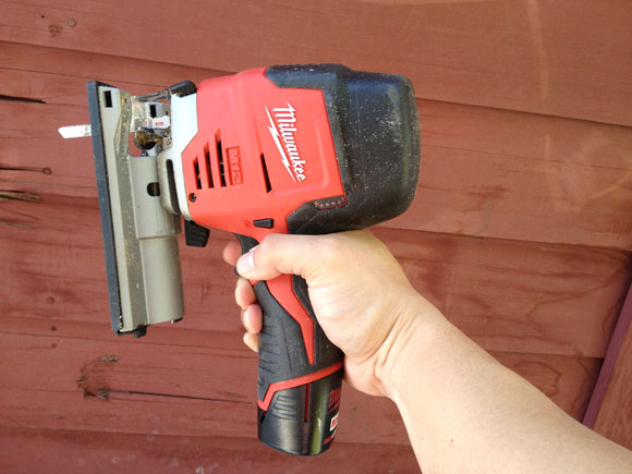 milwaukee-cordless-m12-jigsaw.jpg