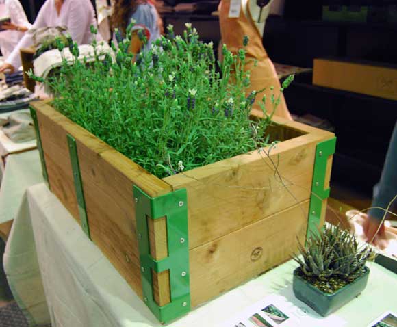 modern-garden-box.jpg