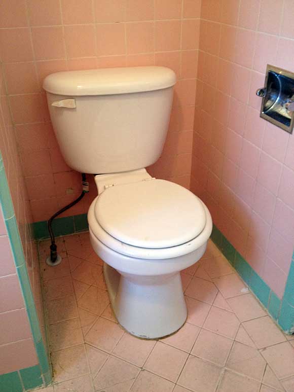 old-toilet.jpg