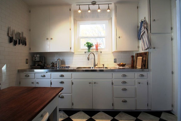 stainless-steel-countertops-kitchen.jpg