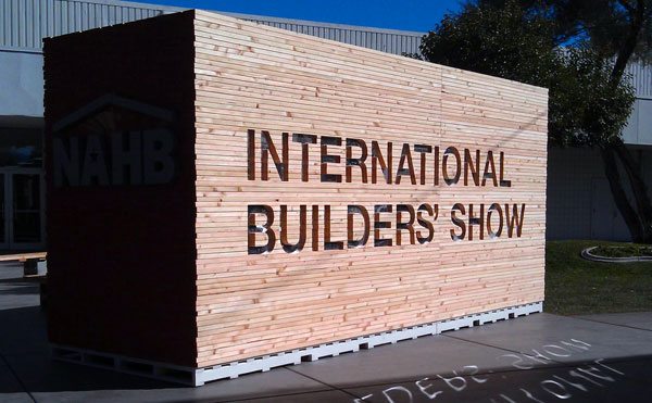 builders-show-sign