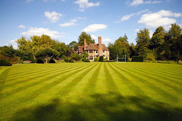 front-house-lawn