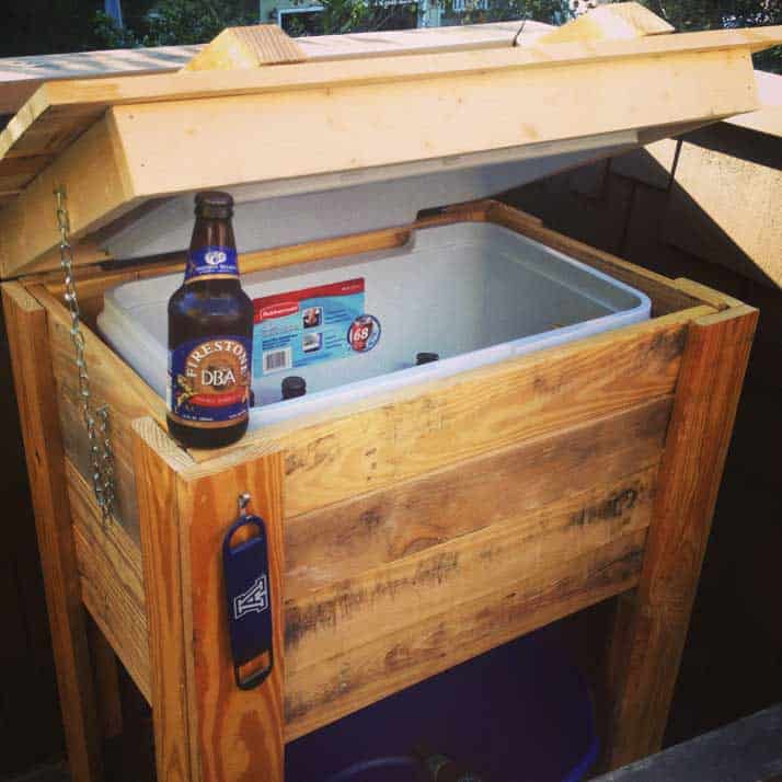 How To Build a Cooler Stand from Pallets