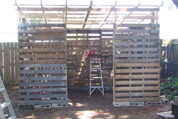 pallet shed3