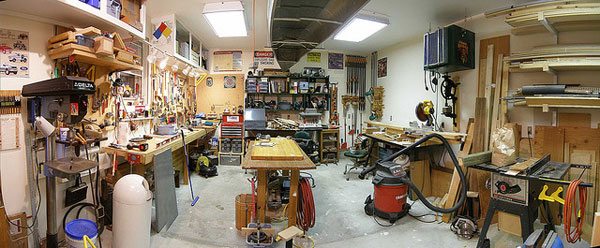 garage-workshop-lighting
