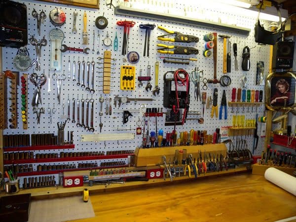 pegboard-garage