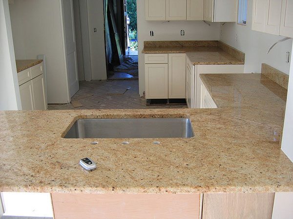 Kitchen Countertop Pricing and Materials Guide