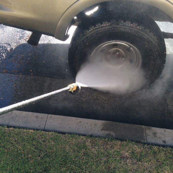 pressure-wash-truck