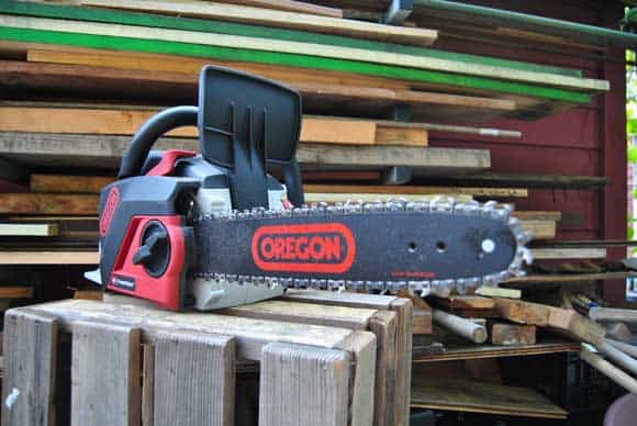 oregon-chainsaw