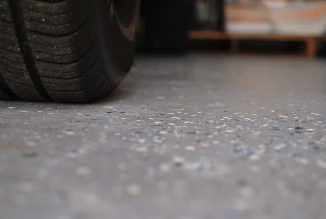 Rust-Oleum-EpoxyShield-Garage-Floor_0200