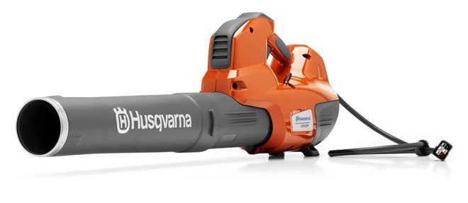 Husqvarnas professional battery blower 536LiBX