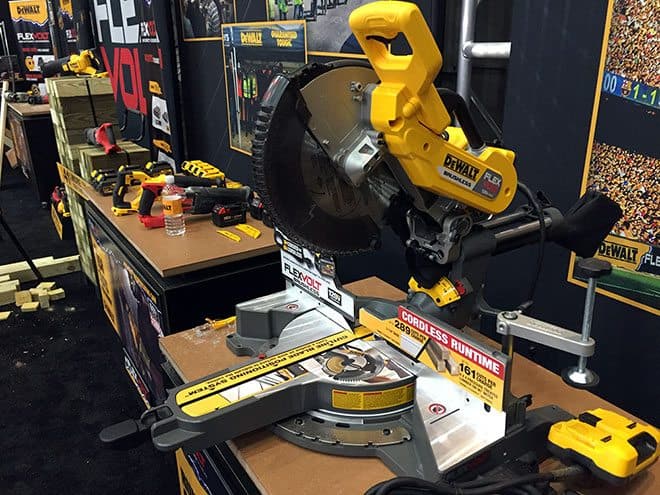 dewalt-flexvolt-cordless-miter-saw