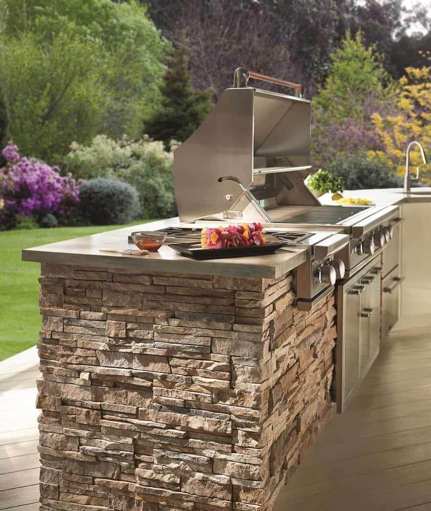 ply-gem-stone-true-stack-in-flint-grill-shot