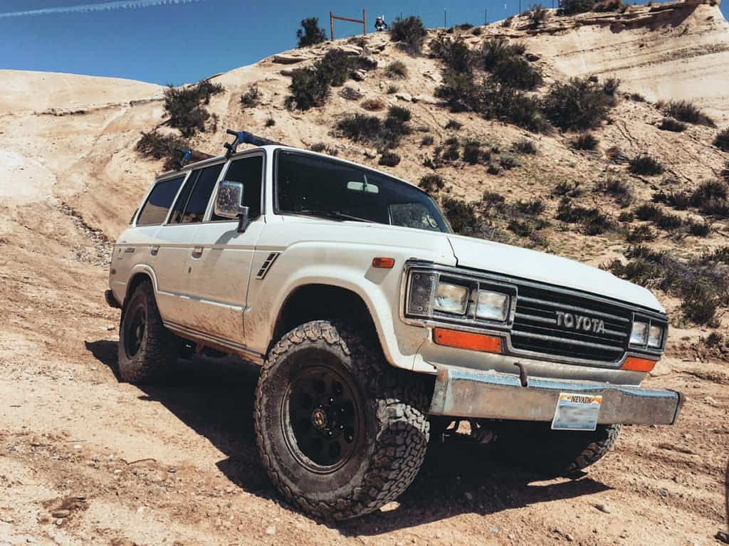 land-cruiser-fj62-overland