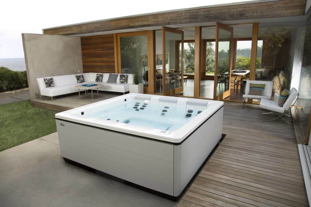 bullfrog spas modern