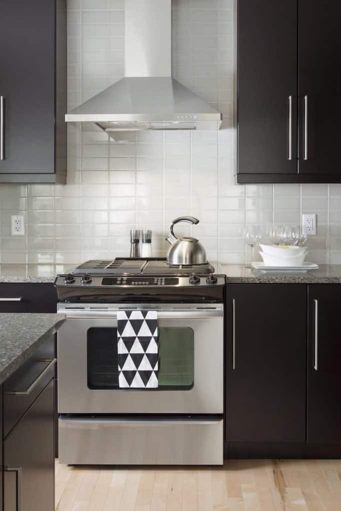 What's the Difference Between a Range, Stove and Cooktop?