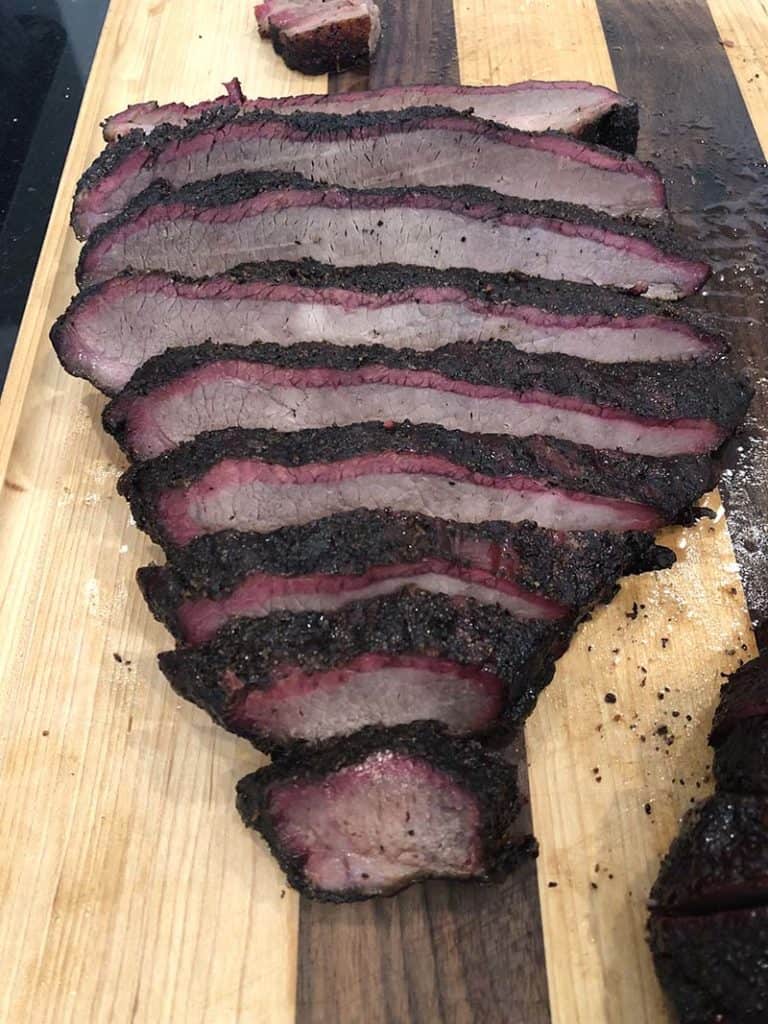 https://charlesandhudson.com/wp-content/uploads/2019/05/brisket-smoke-ring-768x1024.jpg