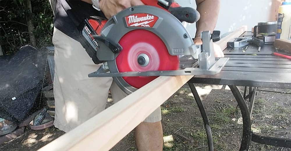 Milwaukee circular best sale saw table