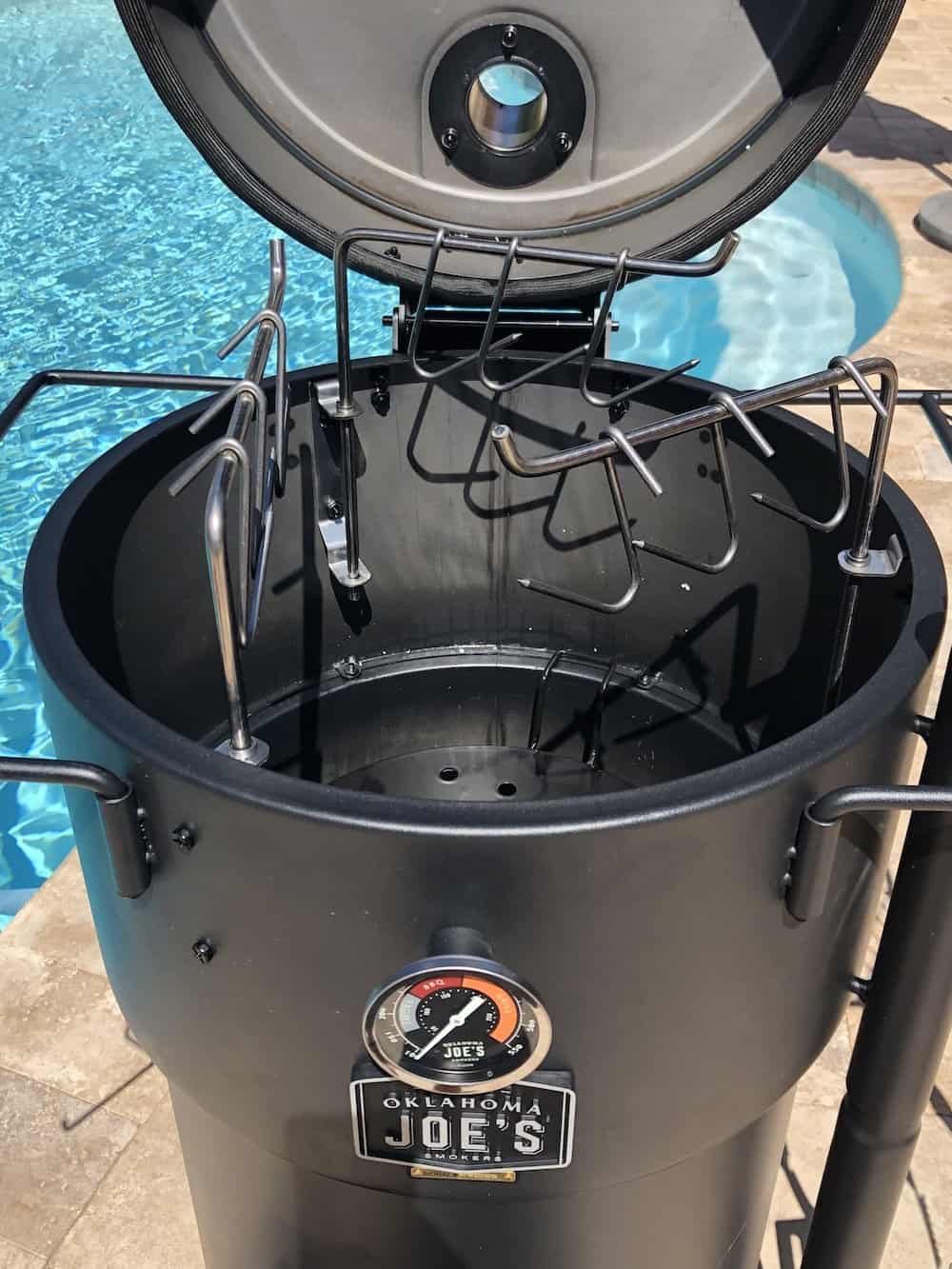 Oklahoma joe barrel clearance smoker