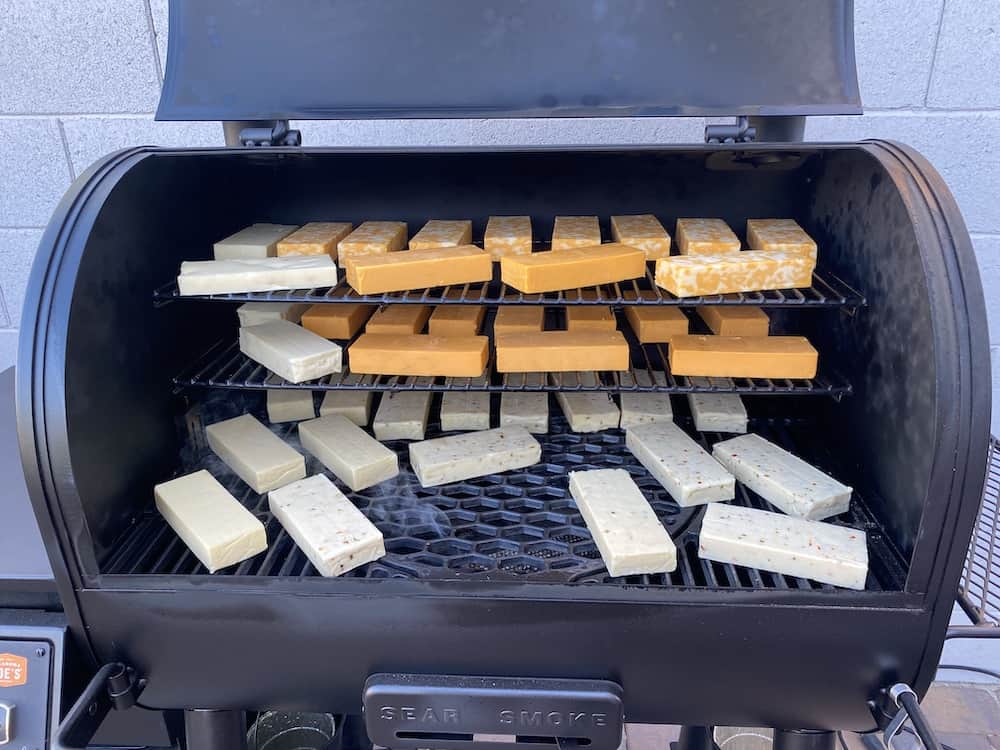 Oklahoma Joe s Rider DLX Pellet Grill Review