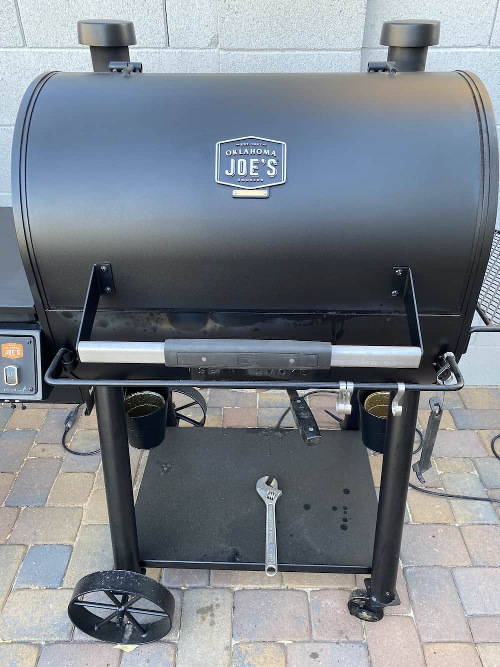 Oklahoma Joe's Rider DLX Pellet Grill Review