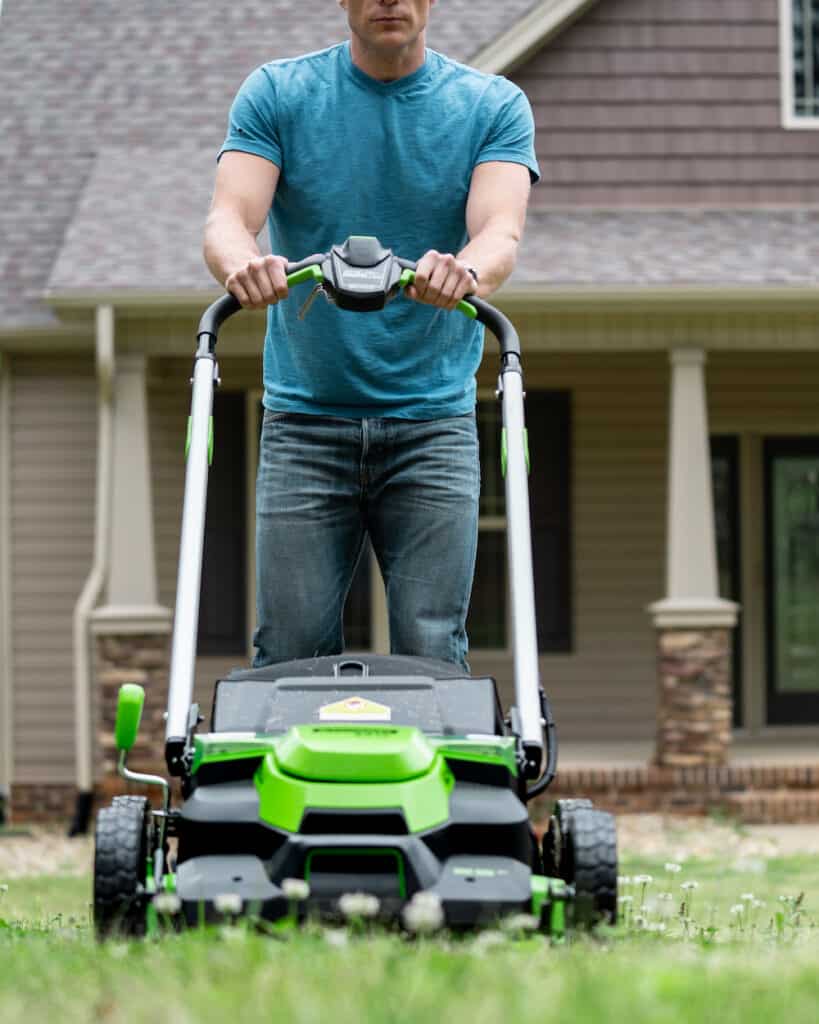 25inMower Greenworks 25