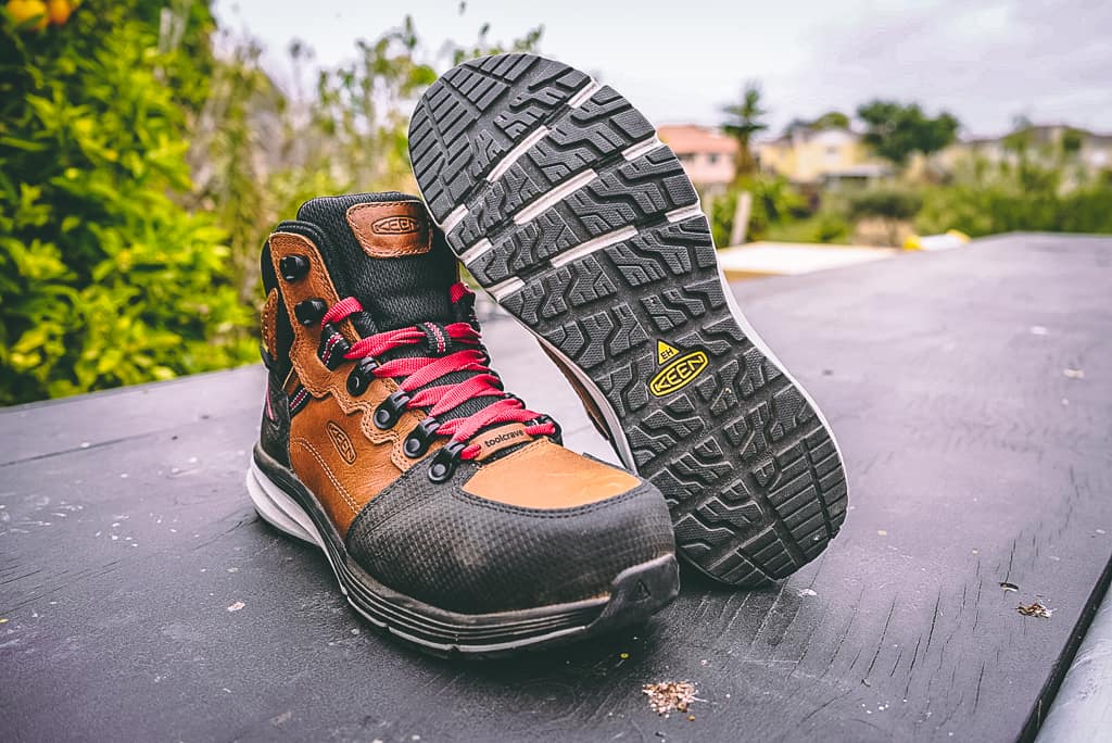 Keen Men's Red Hook Waterproof Boot (Carbon-Fiber Toe)