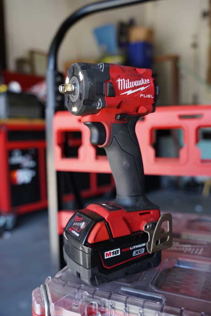 Milwaukee Tool 3 8 Inch Impact Wrench