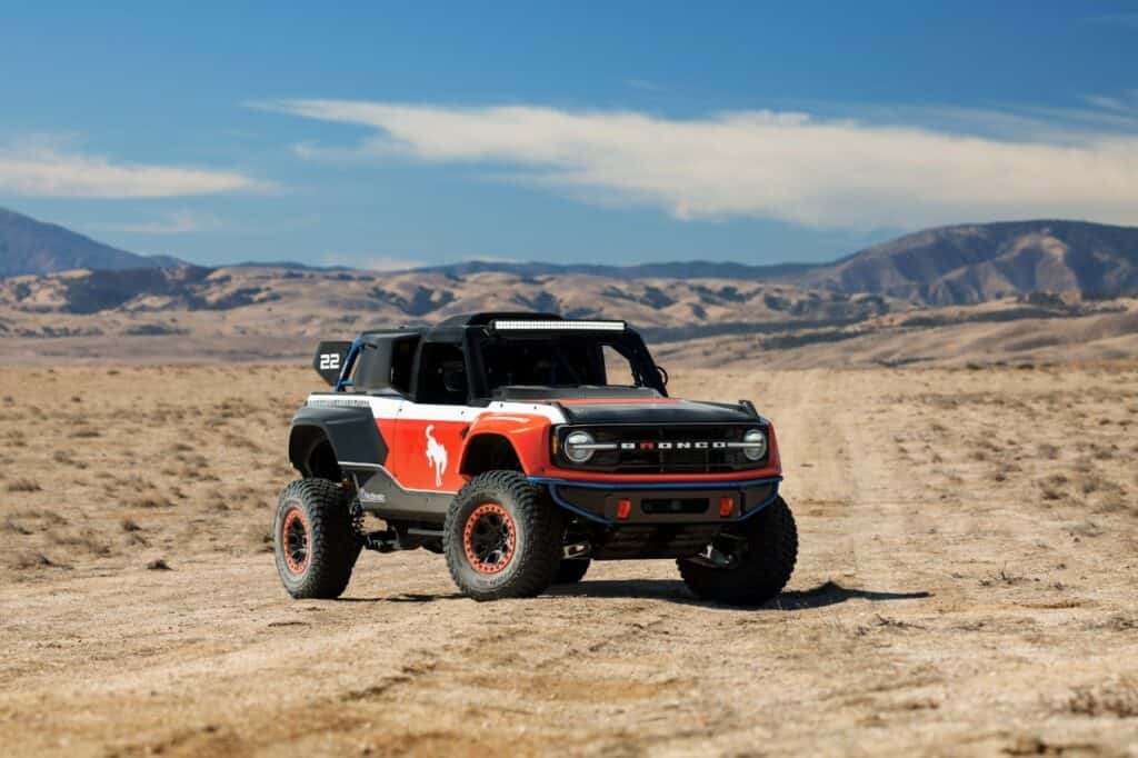2023 Ford Bronco DR 12