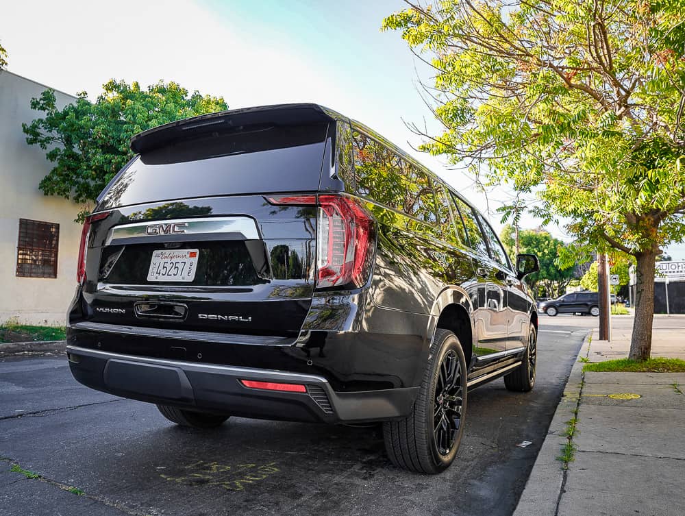 GMC Yukon Denali 17