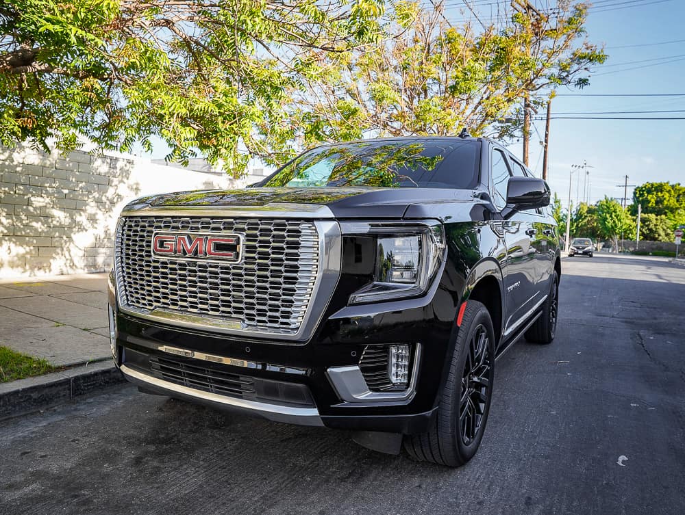 GMC Yukon Denali 21