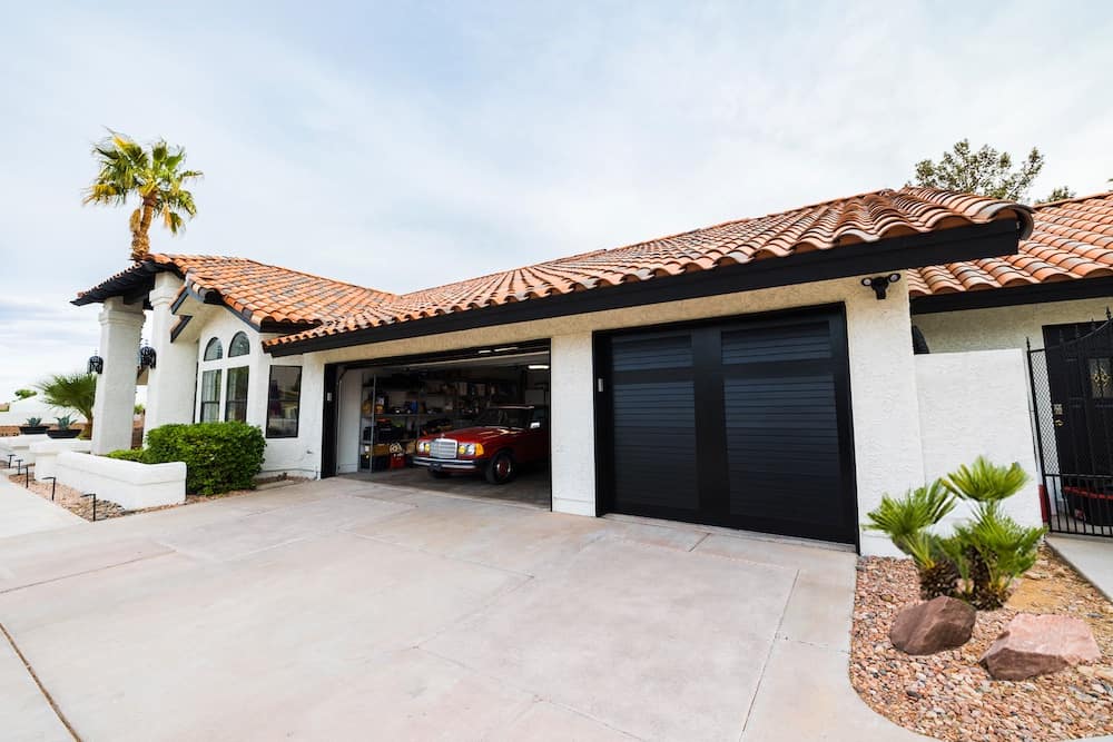 clopay canyon ridge louver door