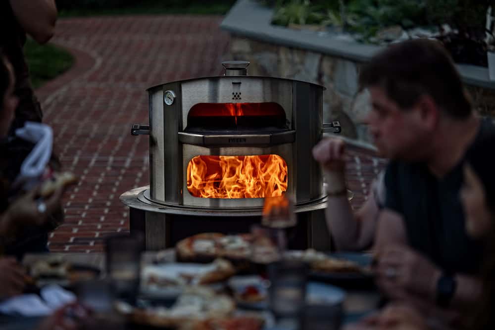 breeo live fire pizza oven 8425