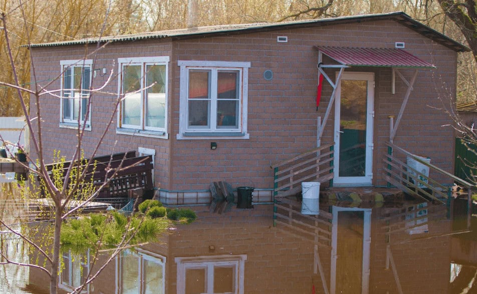 Water Damage Restoration: How Homeowners Can Recover Quickly After a Flood 2 water damage