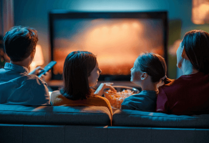 How to Build the Ultimate Family Entertainment Room at Home 1 family living room theater