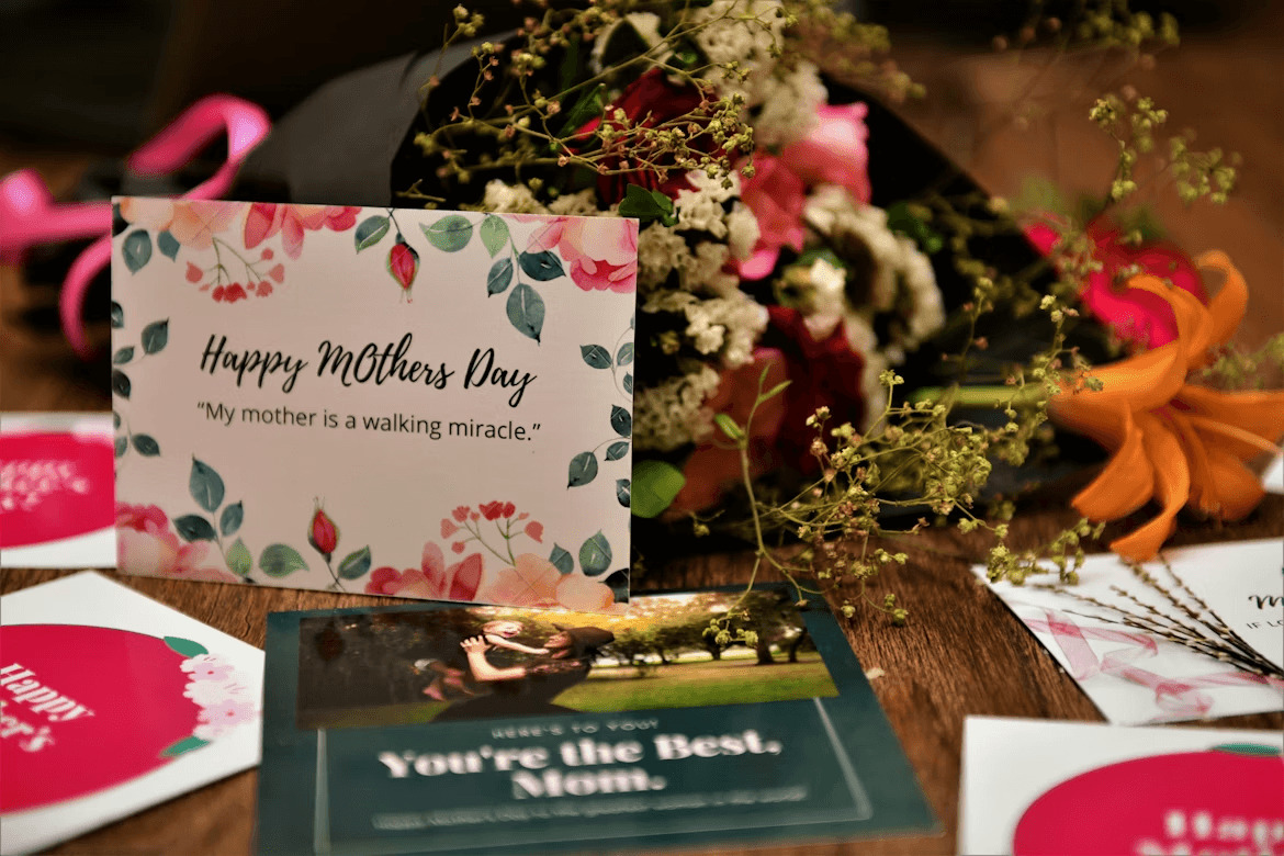Top 9 Mother’s Day Bouquets to Surprise Your Mom 1 Mother