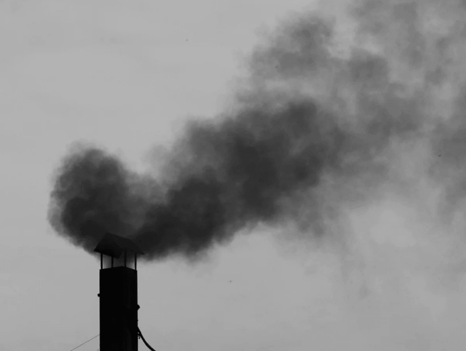 How to Protect Your Home From Pollution When Living Near High-Traffic Areas 2 smoke pollution