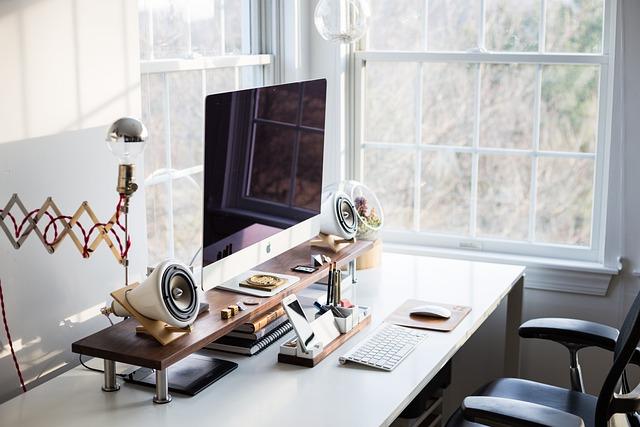 From Dorm Room to Home Office: How Your Study Space Should Grow With You 2 Home Office