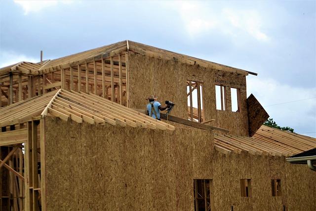 How Translation Services Help Contractors Work With Multilingual Homeowners 1 Translation Services Help Contractors