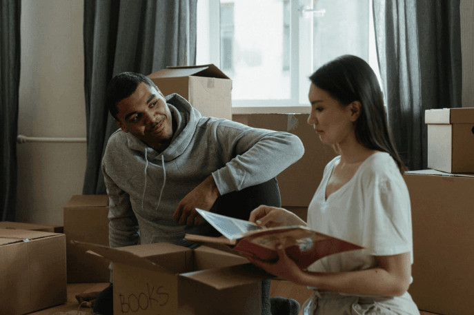 A Fresh Start Together: The Complete Moving Guide for Couples 1 Moving Guide for Couples