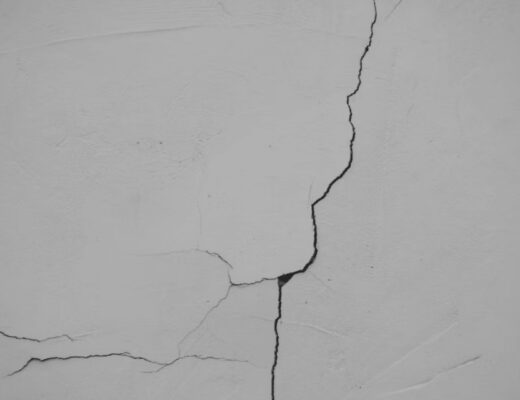 Which Stucco Cracks in Tucson Are Cosmetic and Which Need Repair